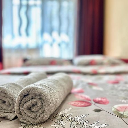 Kholodnaya Gora Apartment Kharkiv Bagian luar foto