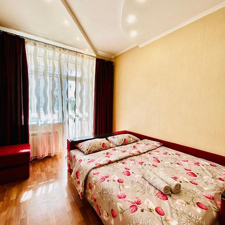 Kholodnaya Gora Apartment Kharkiv Bagian luar foto