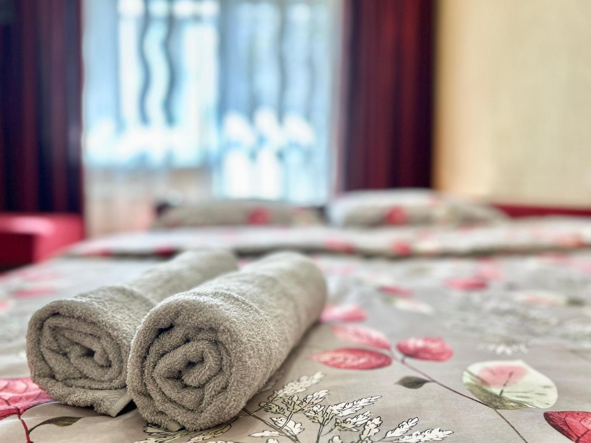 Kholodnaya Gora Apartment Kharkiv Bagian luar foto